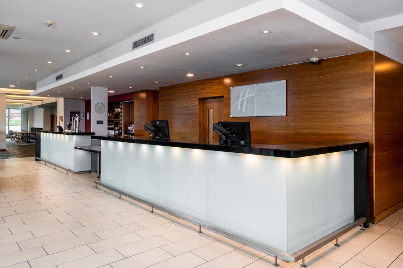 Express By Ihg Hamilton