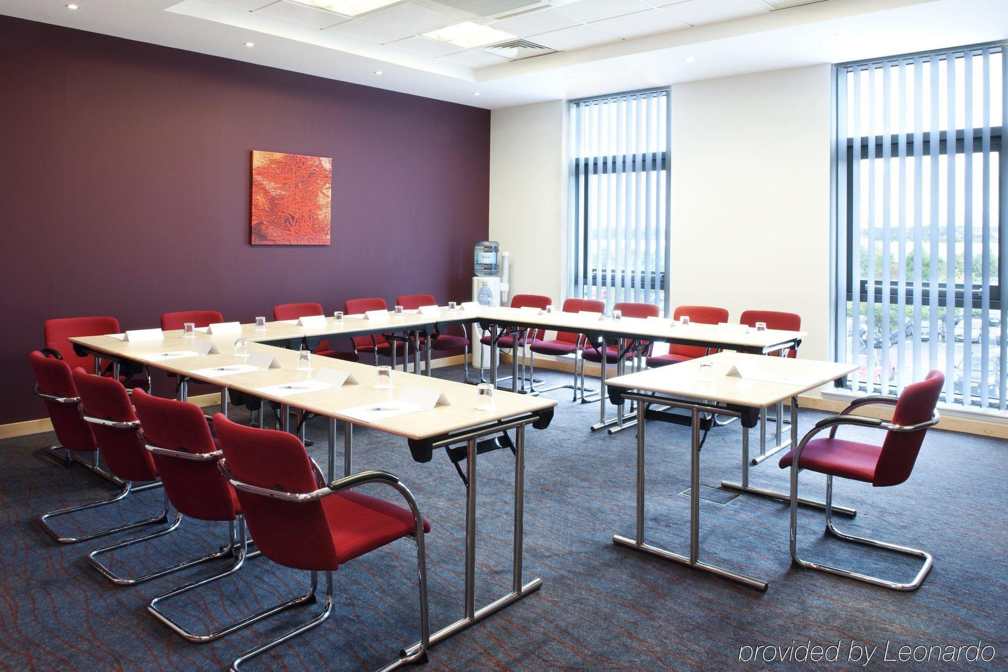 Hotel Express By Ihg Hamilton